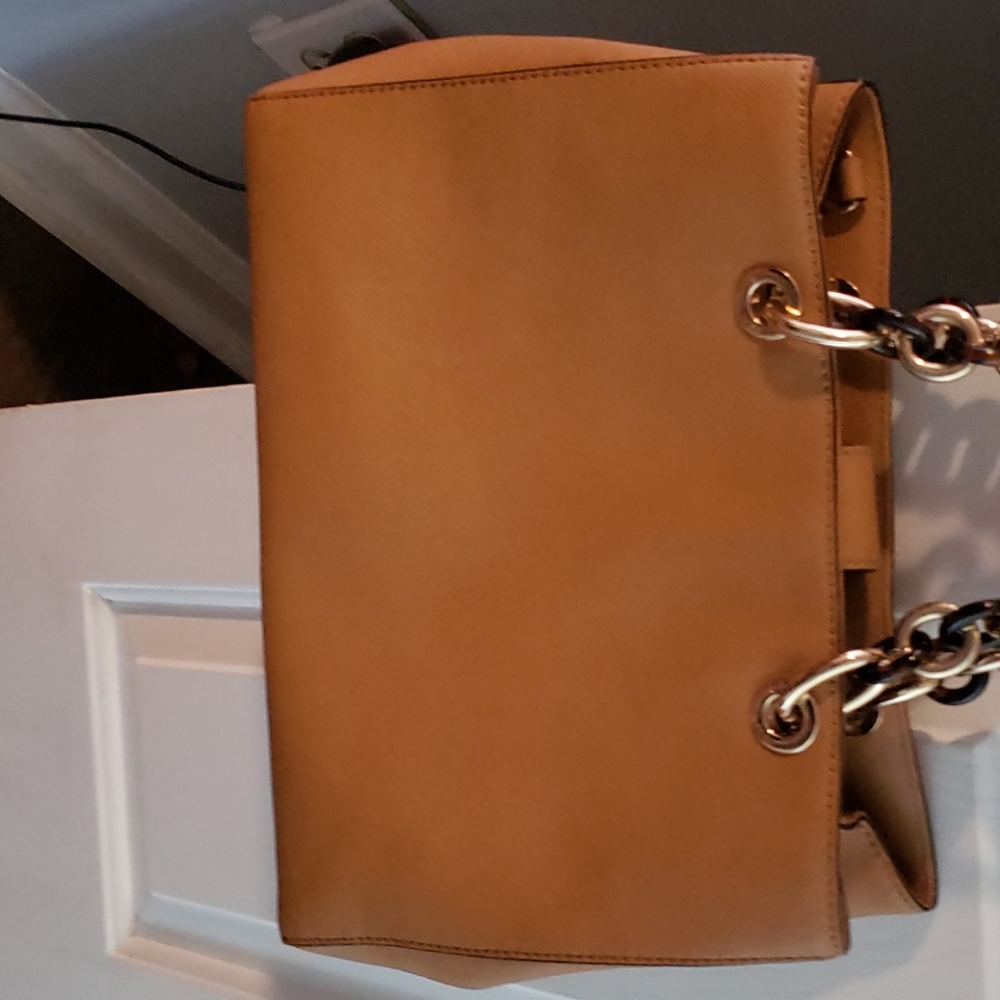 Purse - Picture 3 of 4